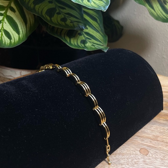 Vintage Deadstock 24KT Gold Filled Gate Link 7” Bracelet - Picture 3 of 8